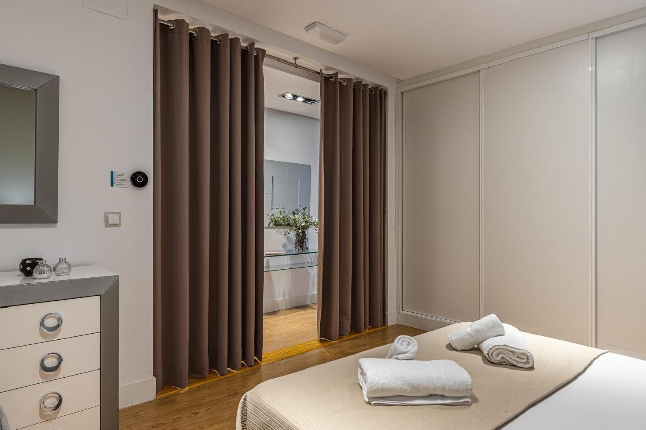 Waou Apartamentos En Sol Deluxe 1 Madrid Exterior photo