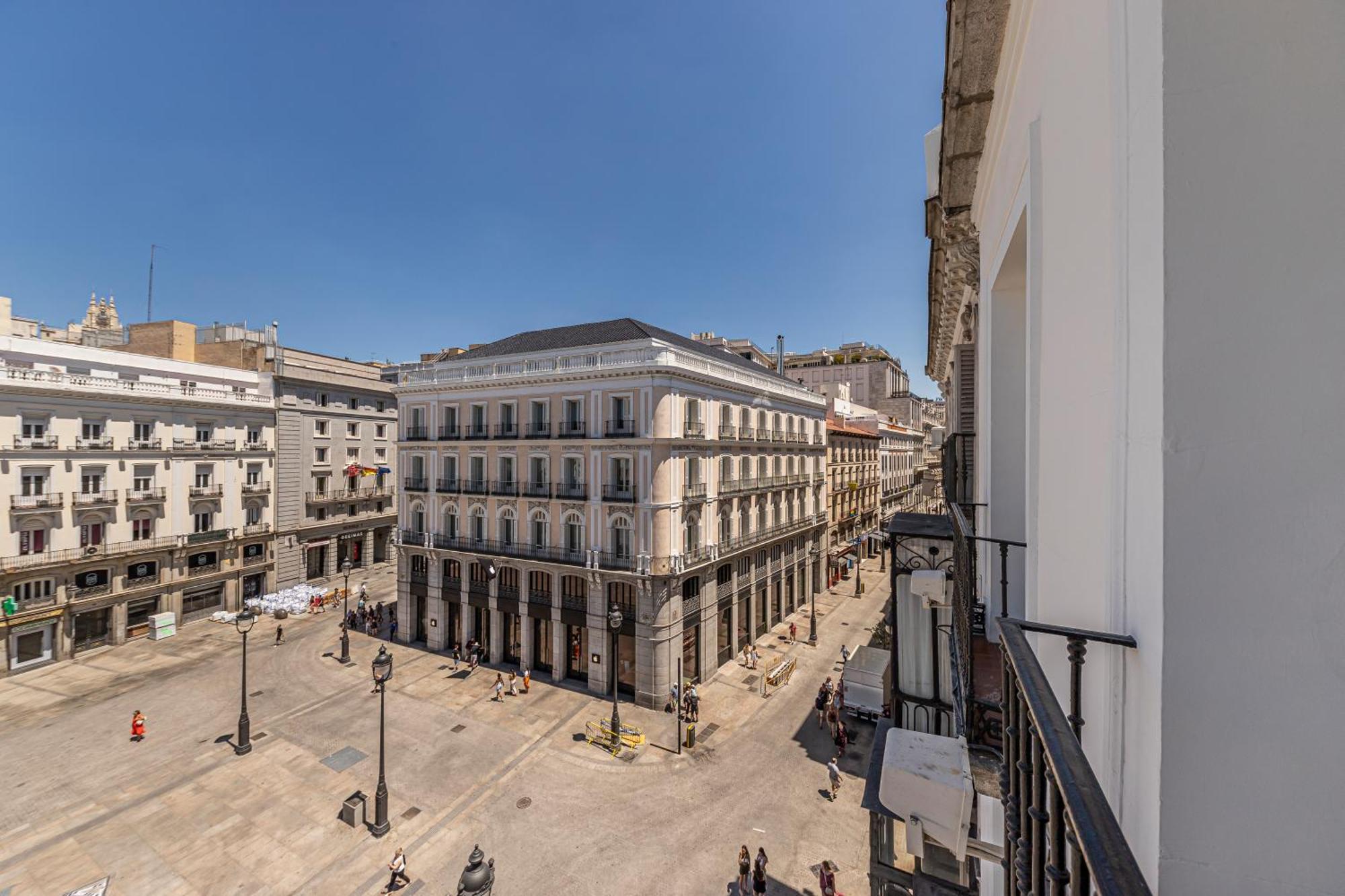Waou Apartamentos En Sol Deluxe 1 Madrid Exterior photo